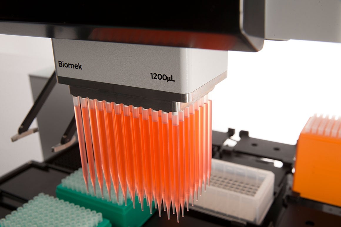 B87589_Cabezal multicanal de 96, 5-1200 μl